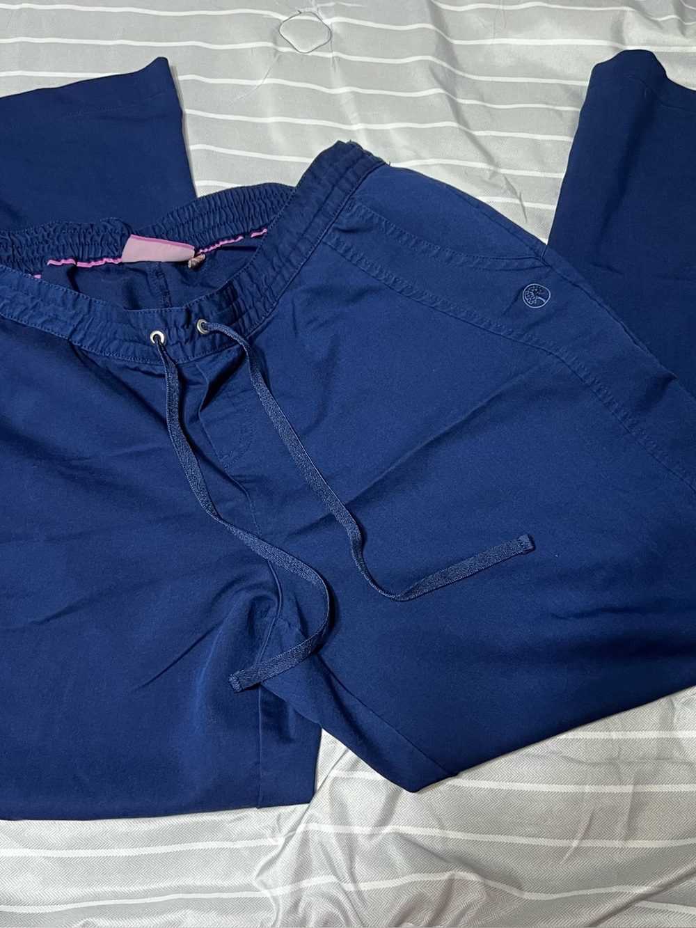 Woman’s Navy Drawstring Scrubs Pants